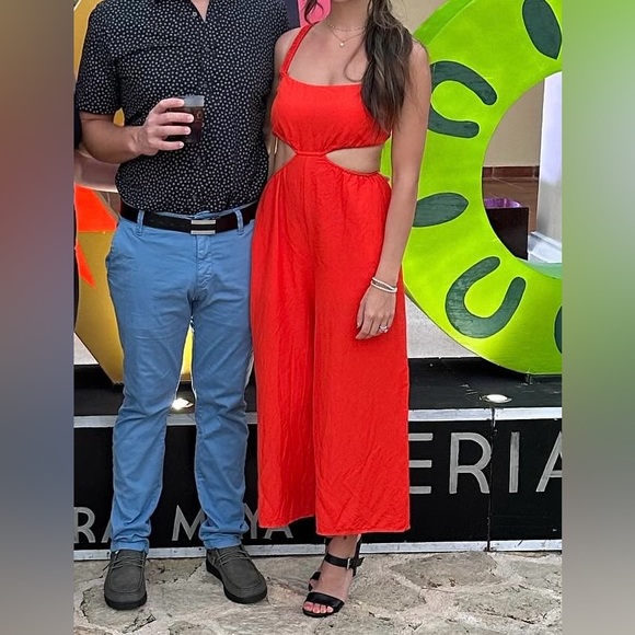 Astr the label red jumper / romper / pantsuit - Picture 7 of 7